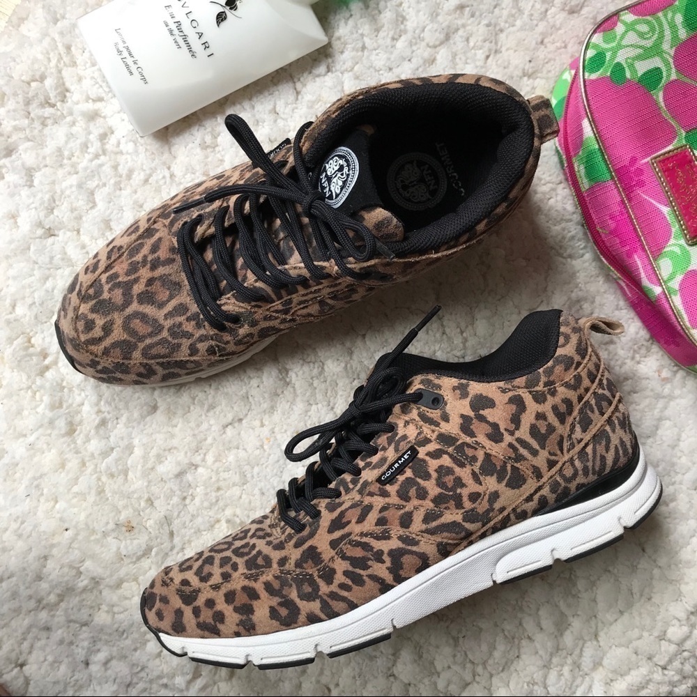 GOURMET: THE 35 LITE ANIMAL // ANIMAL + WHITE